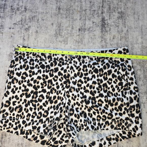 Old Navy Shorts Womens 14 Leopard Animal Print Mid Rise Everyday Short Summer - Picture 2 of 11